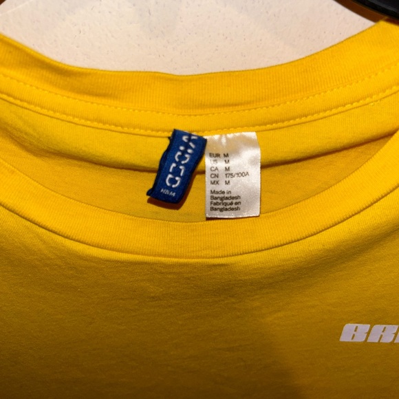 H&M Graphic Brazil Tee - Picture 3 of 3